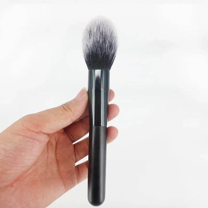 Soft Glow Blush Brush
